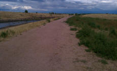 Nice path at Chatfield State Park dog park